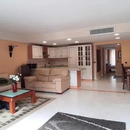 Two Bedroom In Appartement *